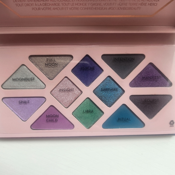 ĀTHR BEAUTY Moonlight Crystal Palette - Picture 6 of 12